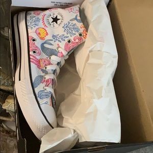 Brand new converse with box never worn